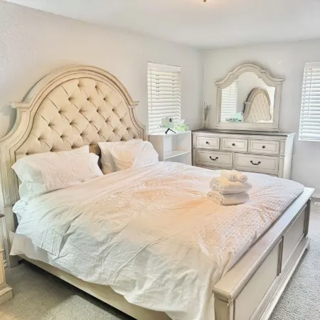 Cozy, Quiet, Bothell River House
