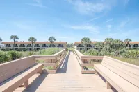 Book September Last Min Deals! Oceanfront Luxury Updated Townhome with 2 Pools!!