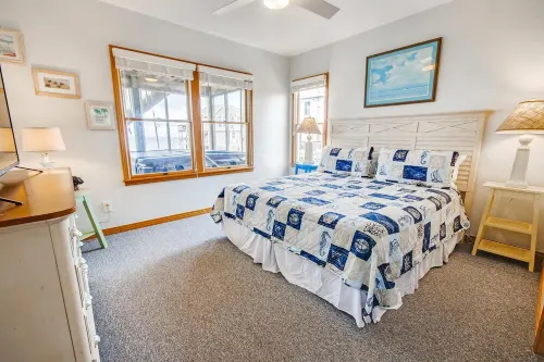 North Wind - Soundfront with Private Beach