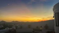 Spectacular rental home - Ocean and mountain view. Heated pool. Sleeps 6