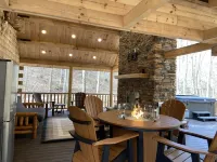 Private creek cabin with hot tub nestled in the foothills of Cheat mountain