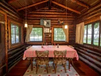 Authentic Log Cabin on Damariscotta River W/ Dock and Moorings Hotels in Boothbay