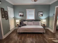 Pickwick Getaway in the Groves 7th NT Free!