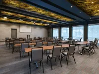 Aloft Austin Southwest Hotels near Garrison Park