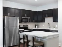 Ave Las Colinas - Short Stay Furnished Apartment