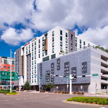 坦帕市中心運河區歡朋飯店 Cotanchobee Fort Brooke Park附近的飯店