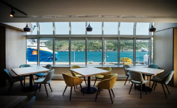 DoubleTree by Hilton St. John's Harbourview