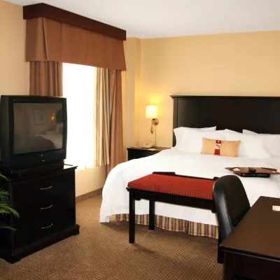 Hampton Inn & Suites by Hilton Laval Hotels near André-Benjamin-Papineau House