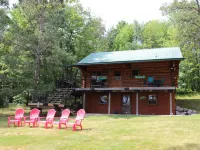 Charming Log Cabin on Beautiful Lake Butterfield Hotels in Emily