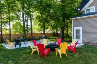 Americana. Large Historic Home. Dogs Welcome. Walk to Downtown and Beach! - Beach