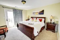 Cozy KY Escape with Hot Tub Near the Bourbon Trail