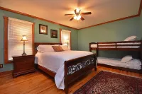 Our Mountain Oasis - Where Christmas Is All Year - Single Story - Pet Friendly