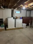 Cozy Home Away From Home! Right Outside of the City! Dog Friendly!