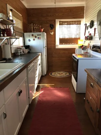 Guest House at the Brown Ranch Отели рядом с достопримечательностью «Tower 3»