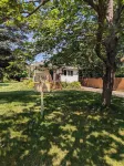 Charming 2-bedroom home in delightful downtown Indian River