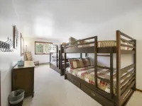 Keystone Resort Escape! Location! 360 Views, Trails, Snake River, HotTub, Pets