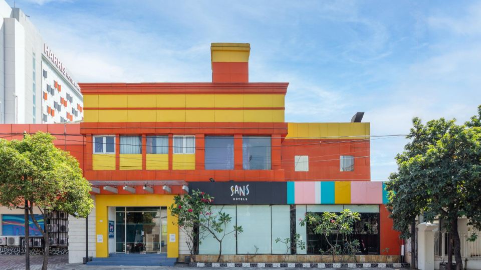 Sans Hotel International Surabaya