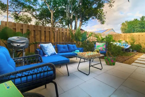 Lilly Pulitzer Inspired 75in TV 1.5 ml Beach Pet Friendly EV Charger Smart Home