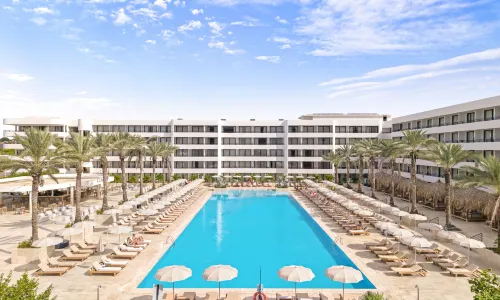 The Rif at Mangrove Beach Corendon Curacao All-Inclusive, Curio by Hilton