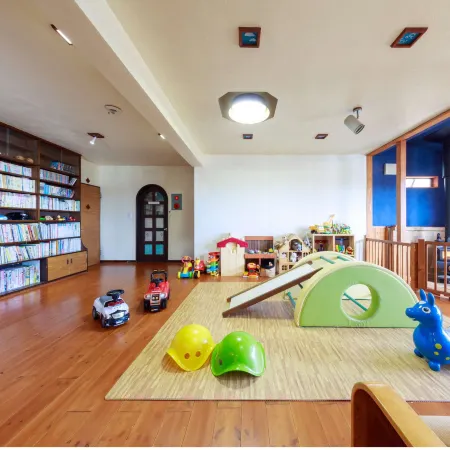 Kids Pension Maple