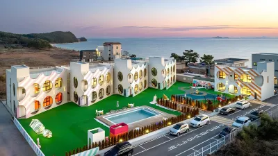 Funji Kids Pool Villa Pension