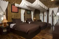 Kampung Sampireun Resort & Spa Hotels in Samarang