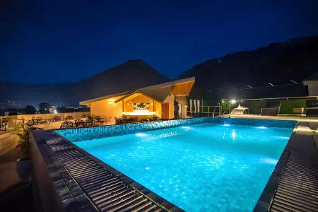 Coral Resort and Spa Centrally Heated Mountain Side Resort Manali