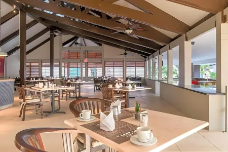 Caribbean Palm Village Resort