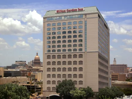Hilton Garden Inn Austin Downtown Отели рядом с достопримечательностью «Парк Цилкер Метрополитан»