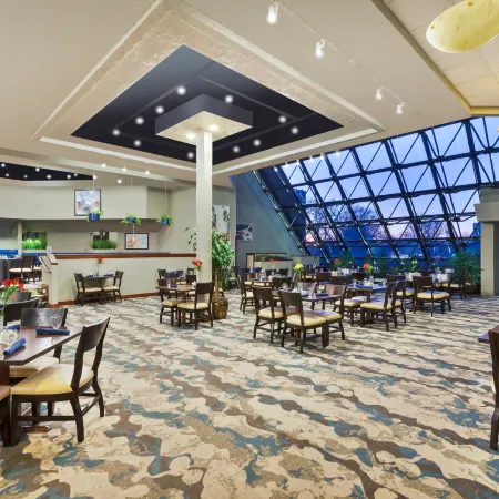Crowne Plaza COLUMBUS NORTH- WORTHINGTON by IHG