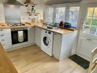 3 Bed Cottage nr Bike Park Wales/PenyFan/Brecon Hotels in Bedlinog