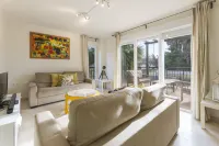 COLL GROC - Nice villa with shared swimming pool in Grau i Platja Hotels in Faro de Cullera