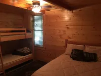 Creekside Cabin, Willis, VA