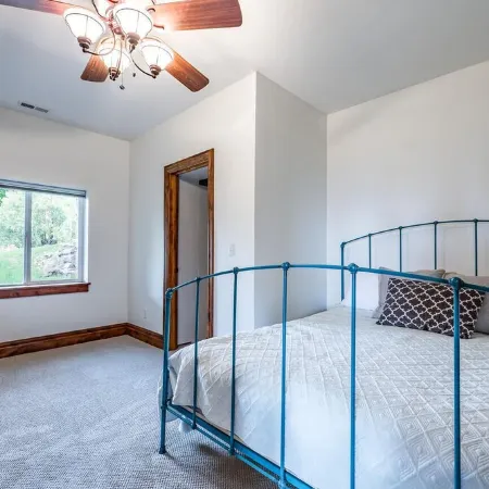 Cozy Guest Suite with Breathtaking Views