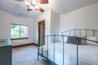 Cozy Guest Suite with Breathtaking Views