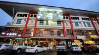 K Hotel Các khách sạn gần SkyVue Residence