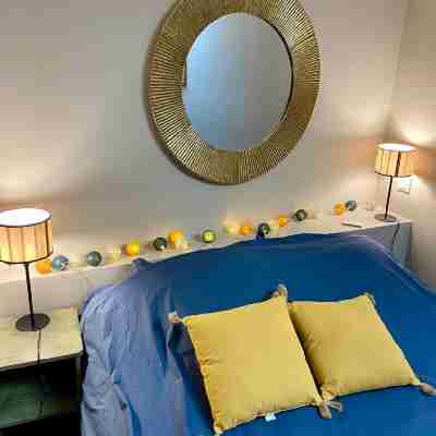 Péniche MaPensée Rooms