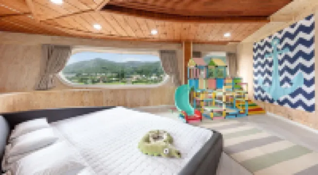 江華巴達貝凡善孩童膳宿公寓