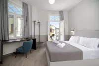 Plaka Arch Suites