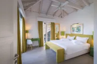 Salvator Villas & Spa Hotel - balcón