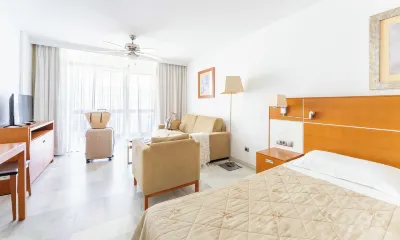 Palm Beach - Excel Hotels & Resorts Hotels in der Nähe von San Eugenio Shopping Centre