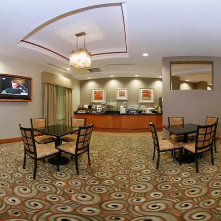 Comfort Suites