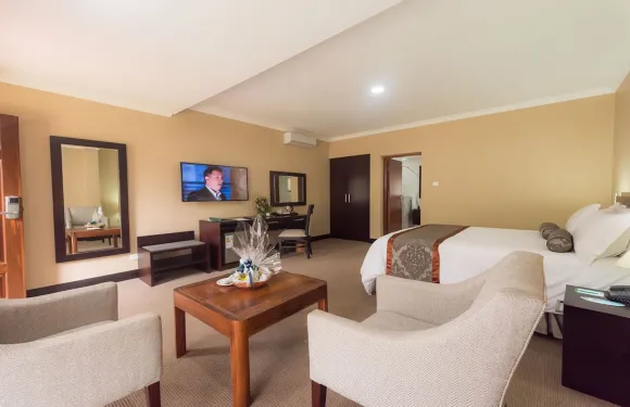 利隆圭太陽鳥酒店