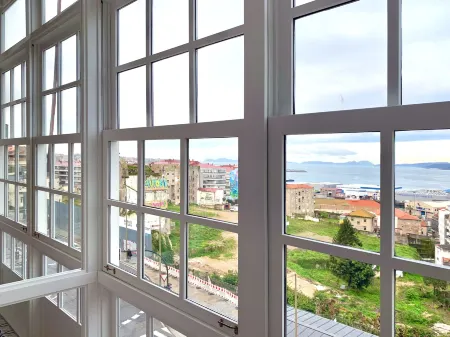 Bow Homes by Como en Casa