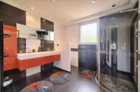 Havre de PAIX" 5 étoiles Prestige Jacuzzi, Hammam, Sauna, Piscine chauffée Mougins Cannes Grasse