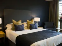 Woodland Grange Hotels in Royal Leamington Spa