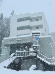 正義滑雪進出飯店