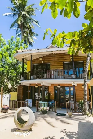 Thaproban Beach House