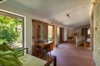 Casa do Eido - Sustainable Living & Nature Experiences Gerês Hôtels à : Valdosende