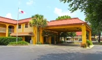 Fairview Inn & Suites Mobile